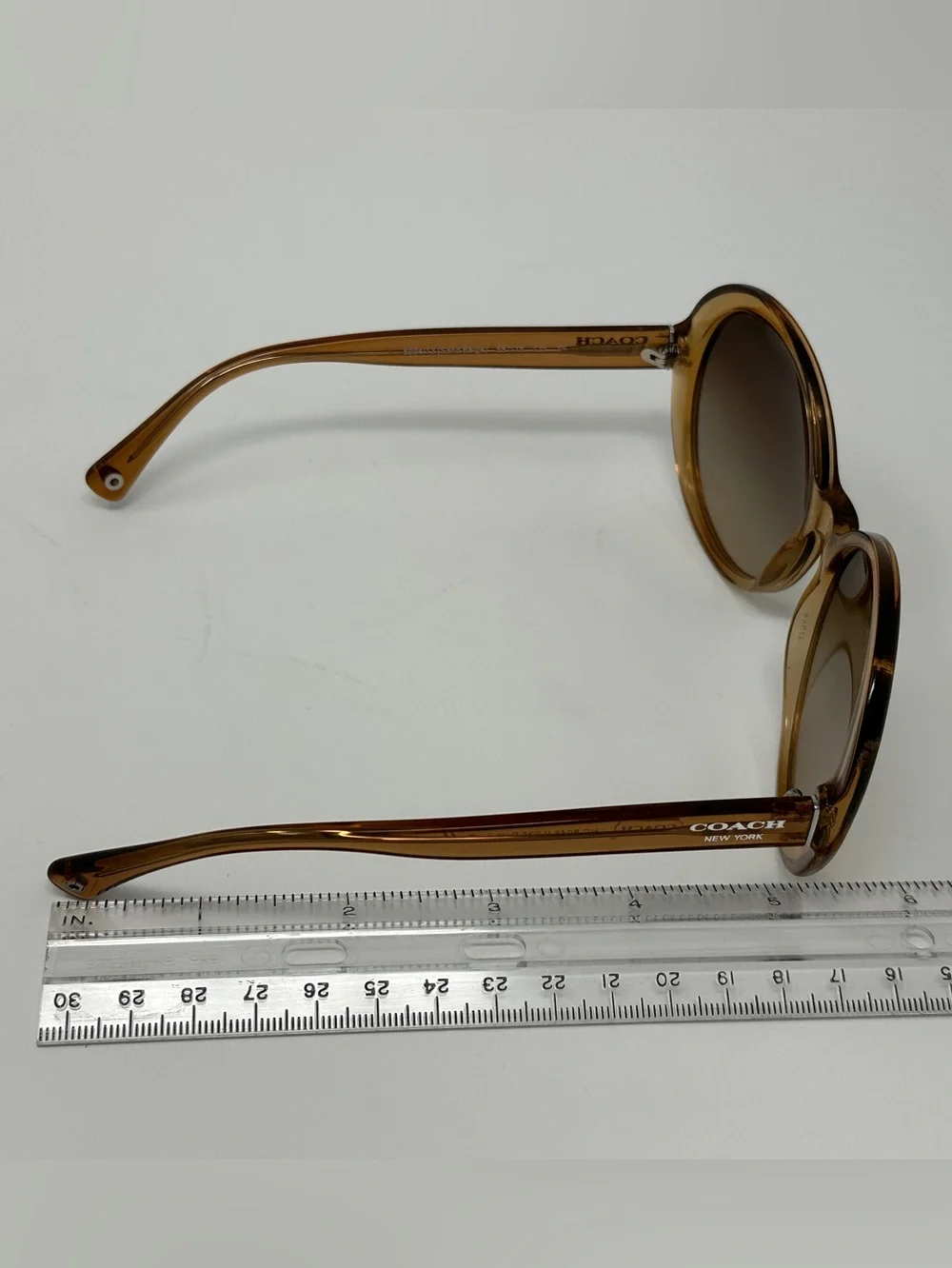 Coach - Round Oversized Brown Gradient Sunglasses for Women